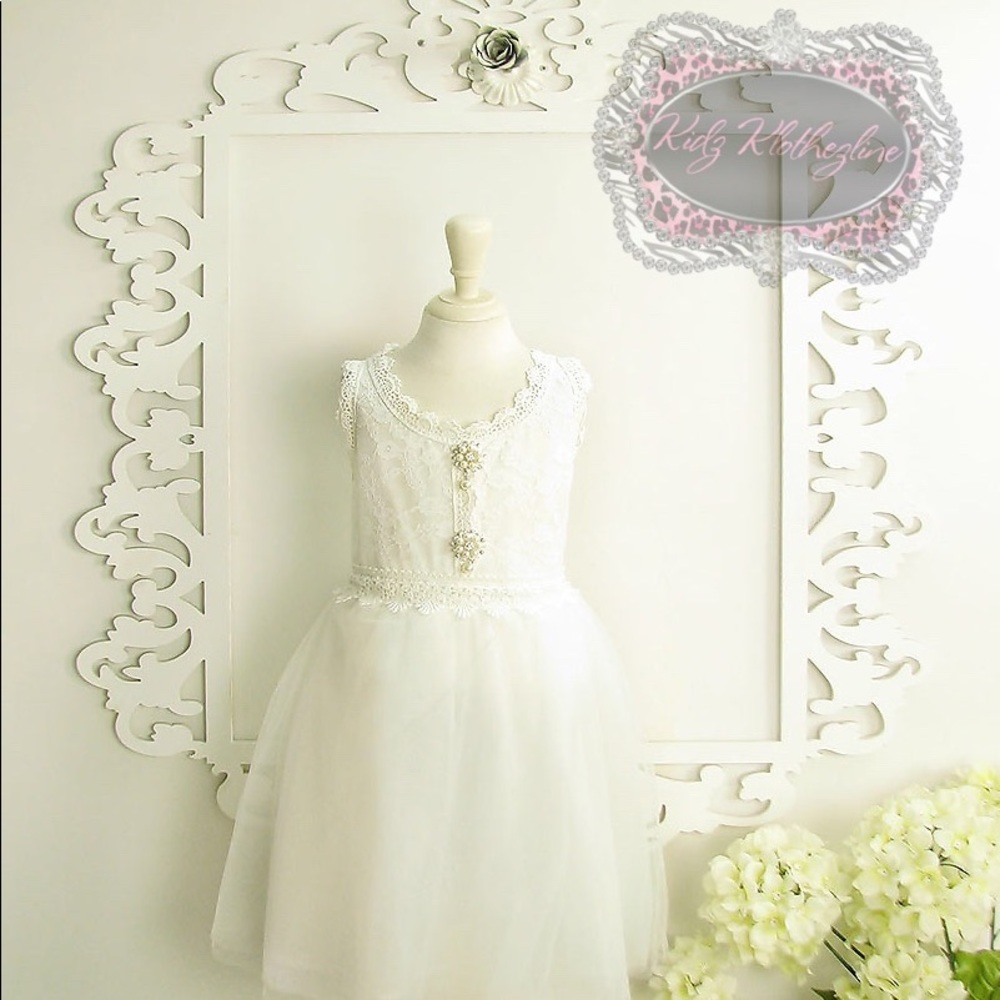 GIRLS WHITE LACE TULLE DRESS WITH PEARLS